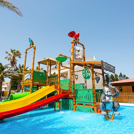 Globales Los Delfines Cala'N Blanes  Exterior foto