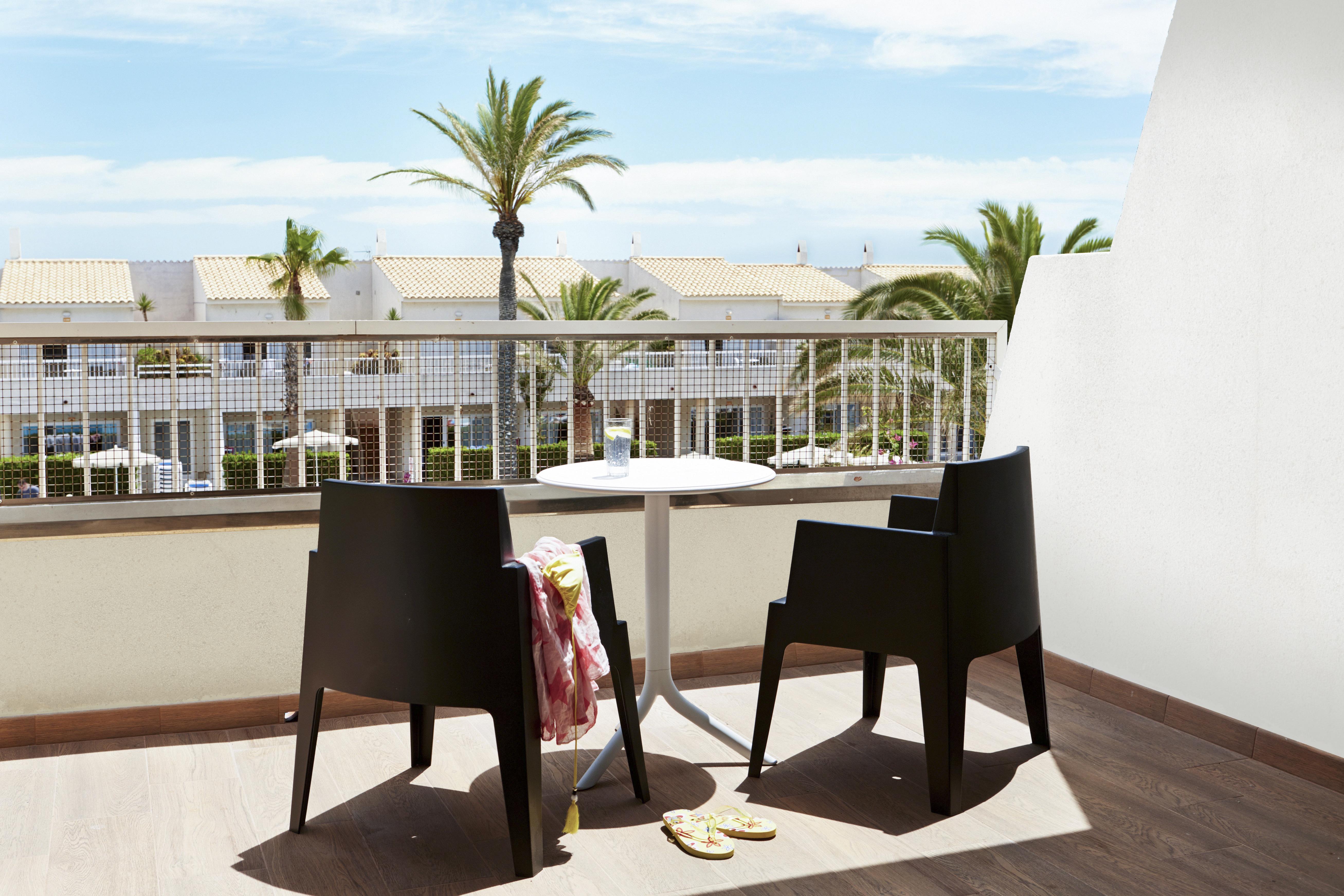 Globales Los Delfines Cala'N Blanes  Exterior foto